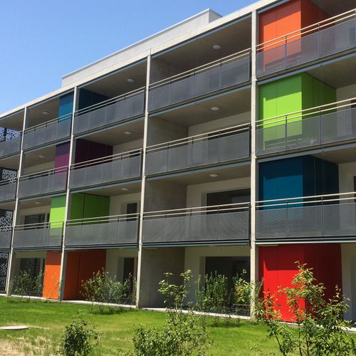 通风外墙立面 - CELLON - AU MILAVY AVENCHES - Bruag Design Factory AG - 面板 / HPL / 光滑