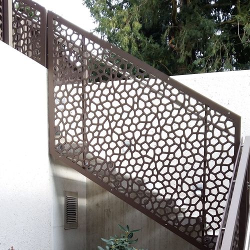 HPL护栏 - CELLON - PRIVATE VILLA SWITZERLAND - Bruag Design Factory AG - 板式 / 户外 / 用于楼梯