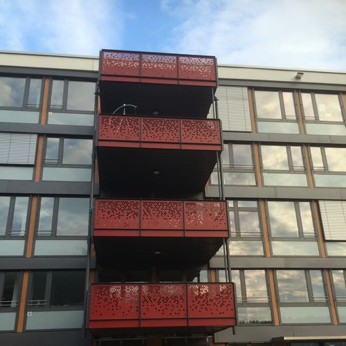 HPL护栏 - CELLON - SRH NECKARGEMÜND BALKONE - Bruag Design Factory AG - 板式 / 户外 / 用于阳台