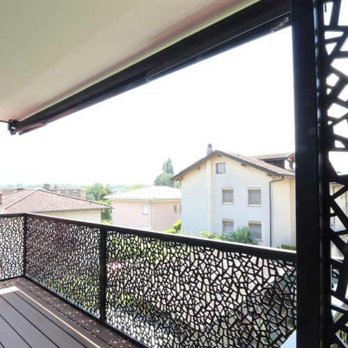 复合材料护栏 - CELLON - MFG GORDOLA - Bruag Design Factory AG - HPL / 板式 / 户外