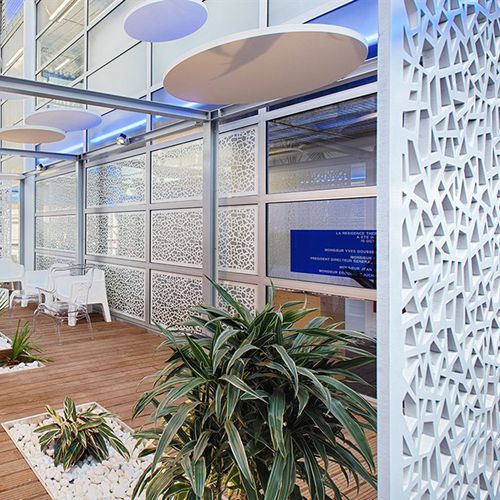 活动隔断 - THERME DE DAX - Bruag Design Factory AG - 固定式 / 滑动式 / 木制