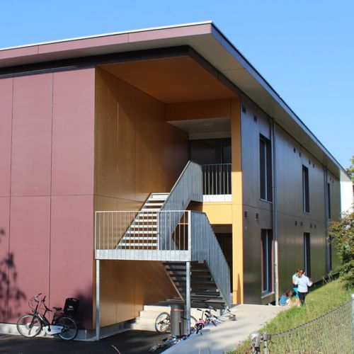 立面板 - CELLON - SCHOOLS WINTERTHUR - Bruag Design Factory AG - 复合材料 / HPL / 光滑