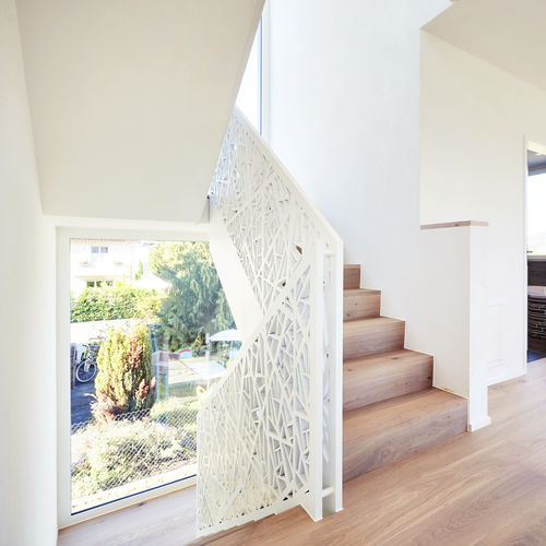 MDF护栏 - EFH AESCH - Bruag Design Factory AG - 板式 / 网格 / 室内