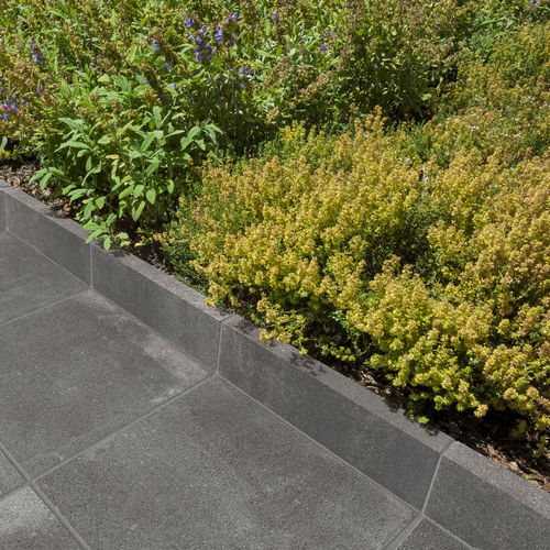 花园花坛石 - TESSERA KERB   - SAS PREFABRICADOS DE HORMIGON SA - 混凝土 / 户外 / 长方形