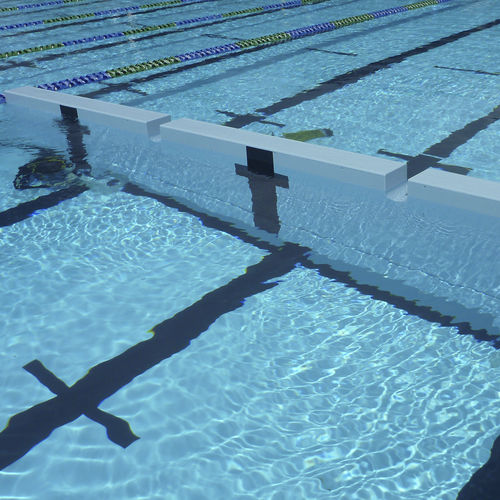 公共泳池移动墙 - SWIMWALL SYSTEMS® - SR SMITH - 浸没式