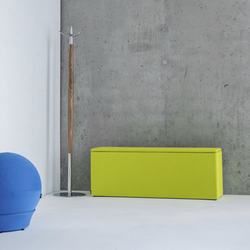 现代风格软包长凳 - THE BOX AND THE CUBE  - LINA furniture - 布料 / 聚酯 / 带收纳