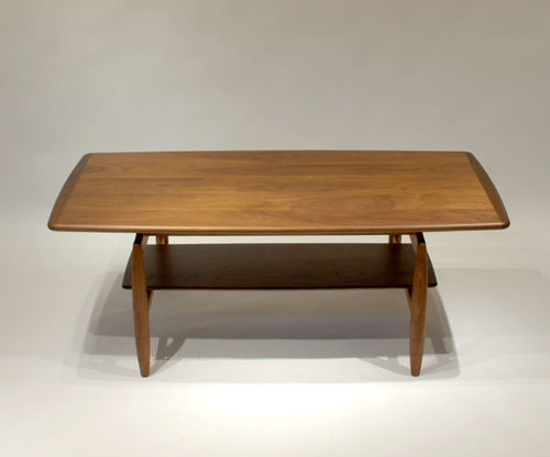 现代风格茶几 - PAPER KNIFE - Miyazaki Chair Factory - 聚氨酯 / 树脂 / 长方形