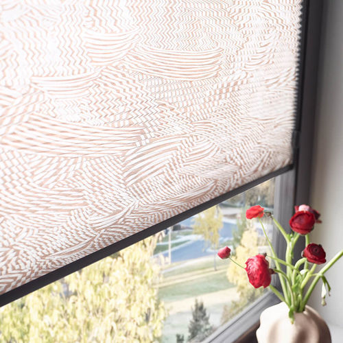 褶皱遮光帘 - TENSIONED HONEYCOMB - Kadeco Sonnenschutzsysteme GmbH - 用于天窗 / 用于窗户 / 布料