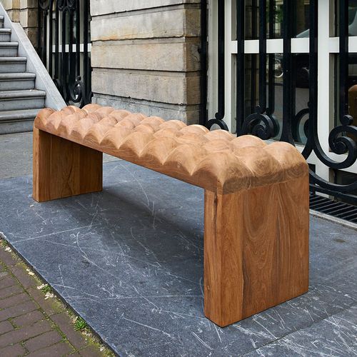 创新设计长凳 / 木质