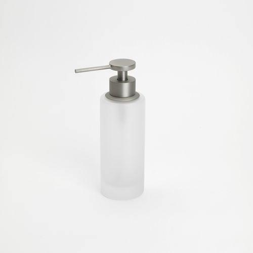 酒店皂液机 - SATIN MINI: NICKEL - Klomfar GmbH - 公共机构用 / 家用 / 独立式