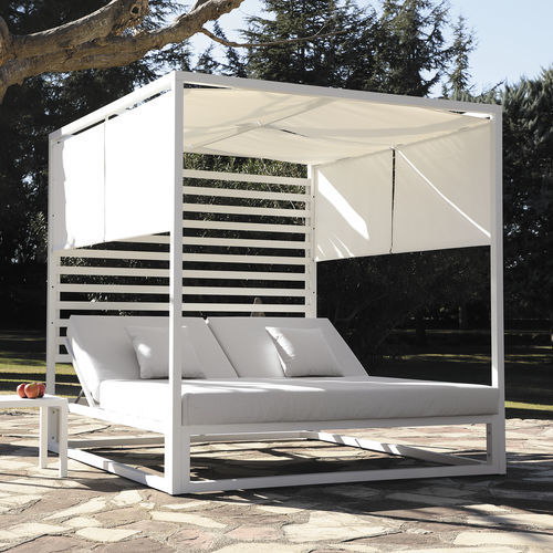 顶篷花园床 - MILAN - ARKIMUEBLE - 双人 / 现代风格 / 带可调节床头板
