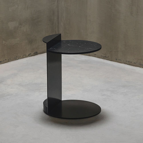 现代风格边桌 - LINEA NERO MARQUINA - MAAMI HOME - 大理石 / 涂漆金属桌脚 / 大理石底座桌脚