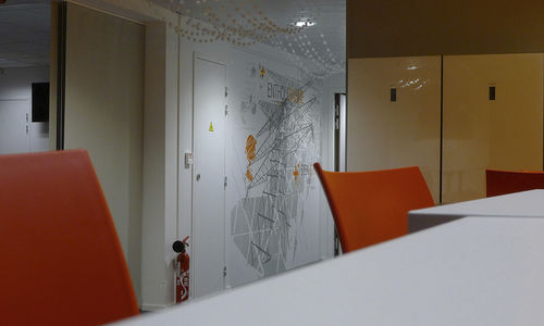 文字墙贴 - GROUPE RTE LYON - Atelier d'Art Osmoze - Design & décoration murale - 用于企业 / 标识