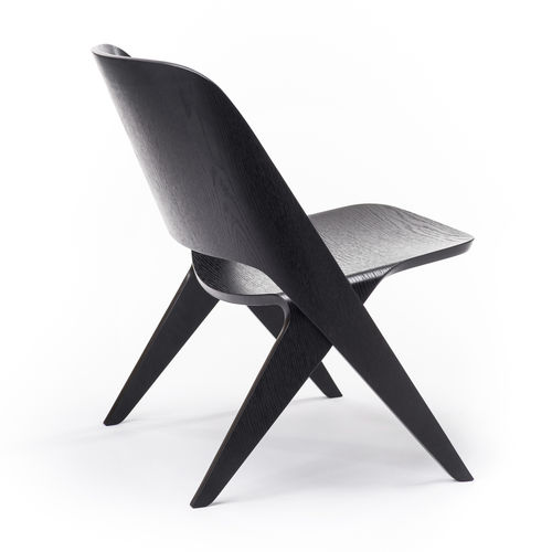 现代风格扶手椅 - LAVITTA LOUNGE - BLACK - Poiat | Furniture - 模压胶合板 / 栎木 / 商用