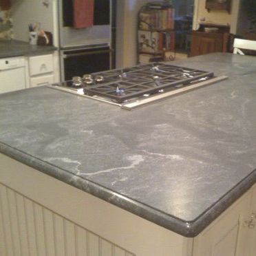 花岗岩厨房台面 - VIRGINA MIST - WALL GRANITE SERVICE SRL - 厨房 / 黑色 / 圆边