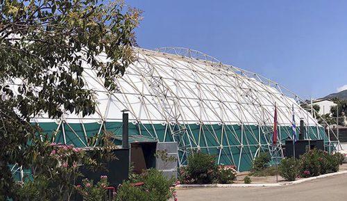 网格球顶式张拉膜结构 - KALAMATA MUNICIPAL STADIUM - Arka - 屋顶 / PVC膜 / 公共空间