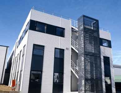 建筑工地集装箱建筑 - CONTAINERS SOLUTIONS - 公共机构用 / 可调节 / 方便安装