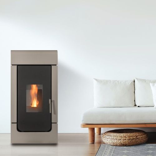 颗粒采暖炉 - K-LYS - BESTOVE - 12 kW / 独立式 / 极简主义抽象派