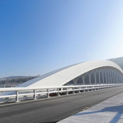 钢桥 - ArcelorMittal Europe – Flat Products/安赛乐米塔尔 - 混凝土 / 复合材料 / 梁