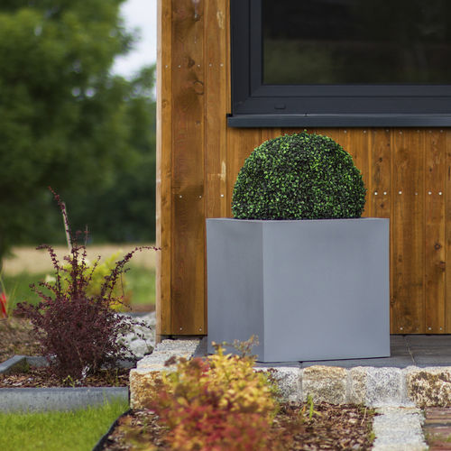 聚乙烯花坛 - Longo Tall - Terra Group - 正方形 / 防风雨 / 现代风格