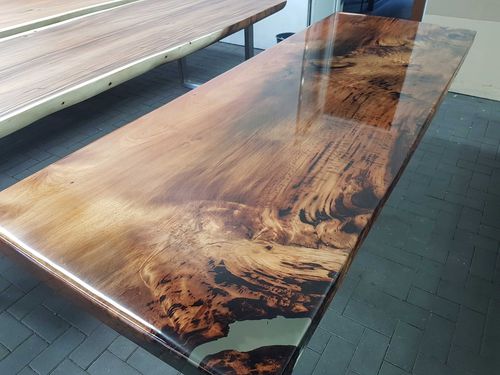 现代风格餐桌 - KAURI TABLE - Unik - 实木 / 漆木 / 异国木材