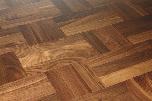 层压地板 - WEAVE BASKET: WALNUT NATURAL LACQUER - TEKA Parquet - 胡桃木 / 烤漆 / 打钉安装