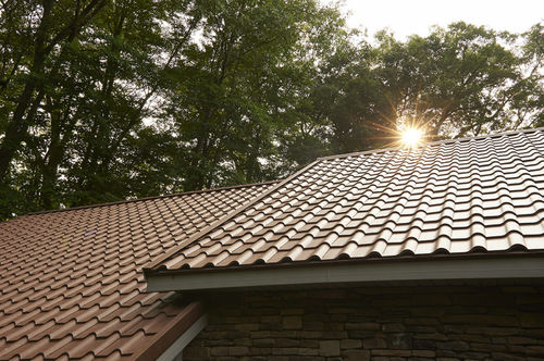 插接式瓦 - WEATHERED SEQUOIA - MATTERHORN METAL ROOFING - 金属 / 赭石 / 传统外观