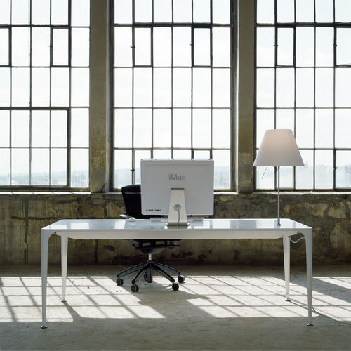 老板桌 - ITABLE - AMOS DESIGN - 极简主义抽象派 / 钢 / Corian®可丽耐