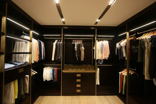 现代风格衣帽间 - PRIVATE VILLA - LF ITALY - 木质 / 钢 / 内置照明