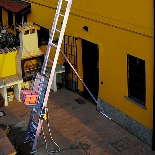 专业货梯 - SOL - Frigerio Carpenterie - 建筑工地