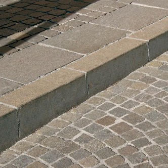 人行道路缘 - KERBSTONES - EURO PORFIDI - 斑岩 / 长方形