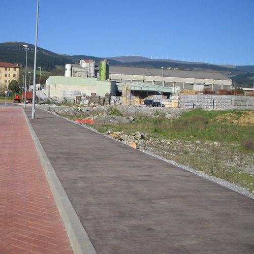 人行道路缘 - C5 & C6 - Prefabricados Alberdi - 混凝土 / 线性