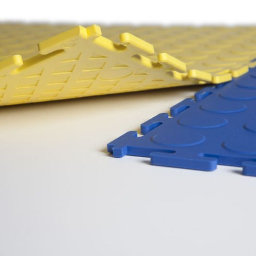 PVC地板 - R-TILE™ STUDDED INTERLOCKING - R-Tek Manufacturing - 室内 / 游乐场 / 商业