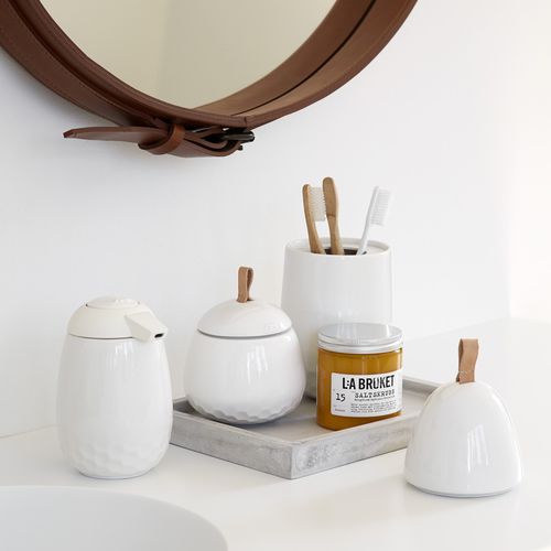 商用牙刷架 - MELLIBI - Kahler Design