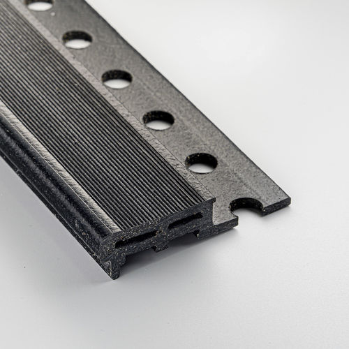 PVC楼梯扣条 - 0PELR series | 12.5X45 - ALUMACER® - 防滑