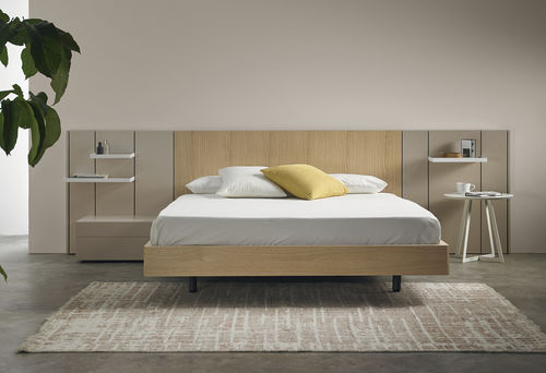 双人床床头板 Pars Mobenia 现代风格 涂漆中密度纤维板 边桌组合