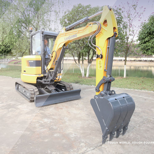小型挖土机 - 9035E - Guangxi Liugong Machinery Co. Ltd. - 履带式 / 紧凑型 / 低油耗