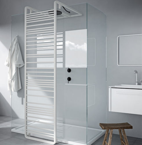 热水毛巾架散热器 - PANTAREI DOCCIA - GRAZIANO RADIATORS - 501 w...750 w / 现代风格 / 不锈钢