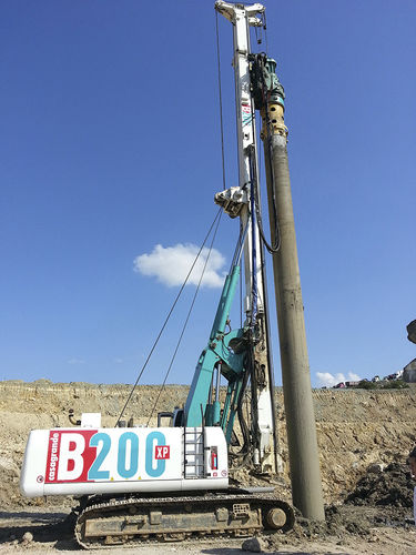 柴油机钻机 - B200 XP - CASAGRANDE - Foundation Division - 旋转 / 用于建筑工地 / 打桩
