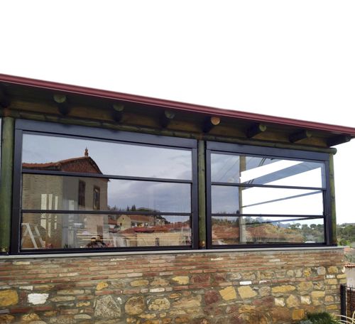 铝制窗户 - VERTICAL OPENING CLOSING SYSTEM - BKS balcony glazing systems - 闸门 / 双层玻璃 / 双叶