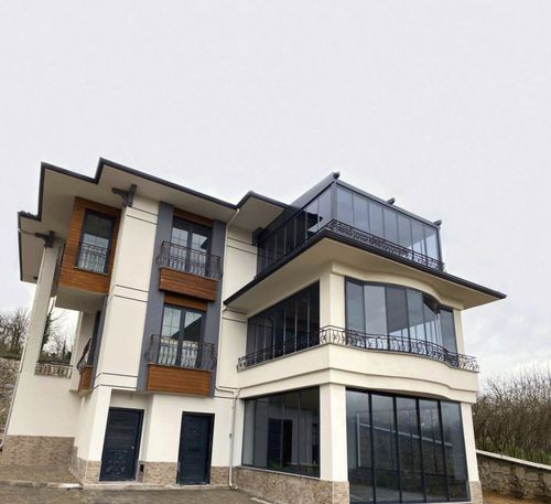 无轨折叠玻璃面板车库门 - GLOBALCON GLASS BALCONY - BKS balcony glazing systems - 铝制 / 三叶 / 双叶