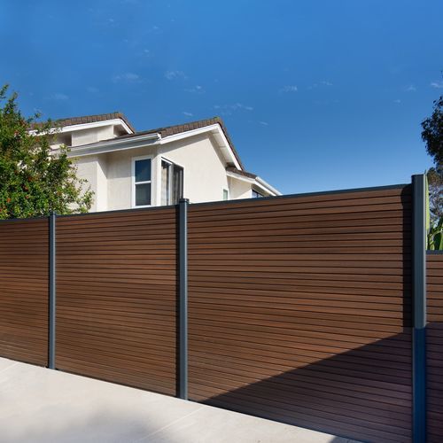 易拆卸隔板 - ULTRASHIELD D-FENCE - Déco - 木塑复合材料 / 专业 / 家用