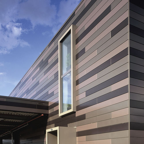 金属波浪板 - COLOFER® PLUS - voestalpine - 拱形 / 褶皱 / 钢