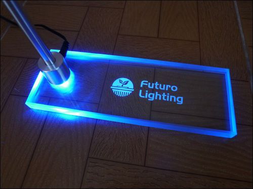 发光标识板 - Futuro Lighting