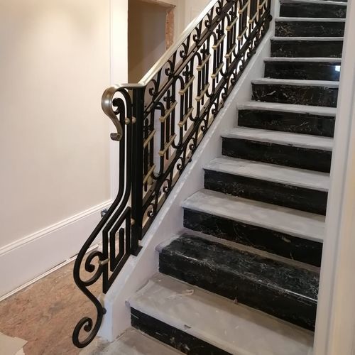 锻铁护栏 - MONTECARLO - Tessaro Group - 带栏杆 / 室内 / 用于楼梯