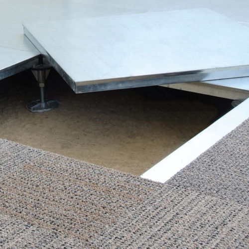 木质活动地板砖 - CHIPBOARD CORE - Integra - Interior Systems - HPL / 电镀钢 / 铝制