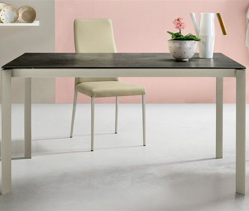 现代风格餐桌 - KLASS - Castellani.it srl - 漆木 / 水晶 / 铝制
