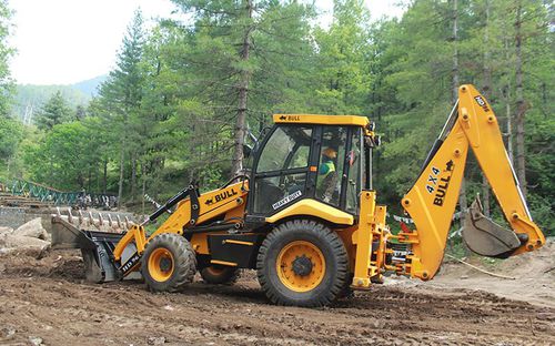 装卸机 - BULL HD 100 4WD - Bull machine pvt.ltd