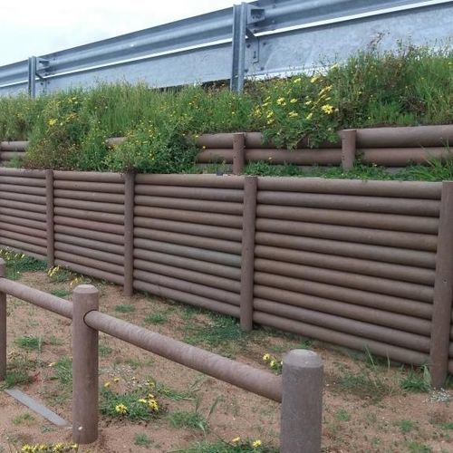 带栏杆围墙 - Samouqueira - Extruplas - 用于公共空间 / 用于道路 / 再生塑料