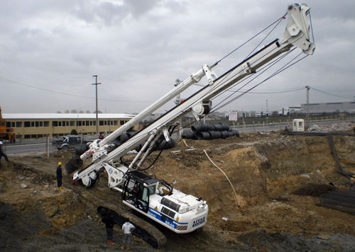 柴油机钻机 - SR-60 - SOILMEC S.P.A. - 旋转 / 潜孔 / 用于建筑工地